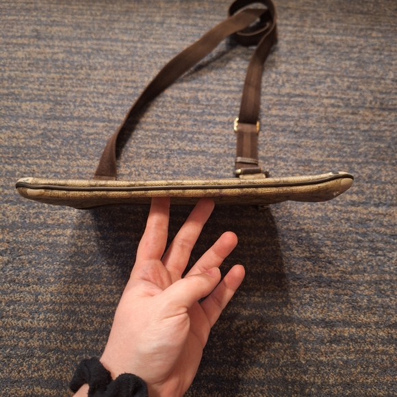 Vintage Gucci Monogram Coated Canvas Project Bag - Picture 8 of 16